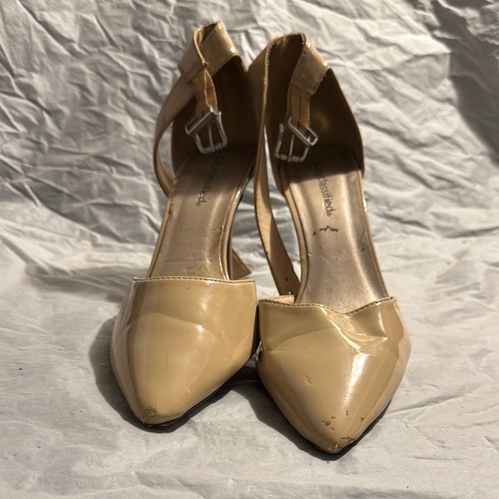 Women's Beige Heels